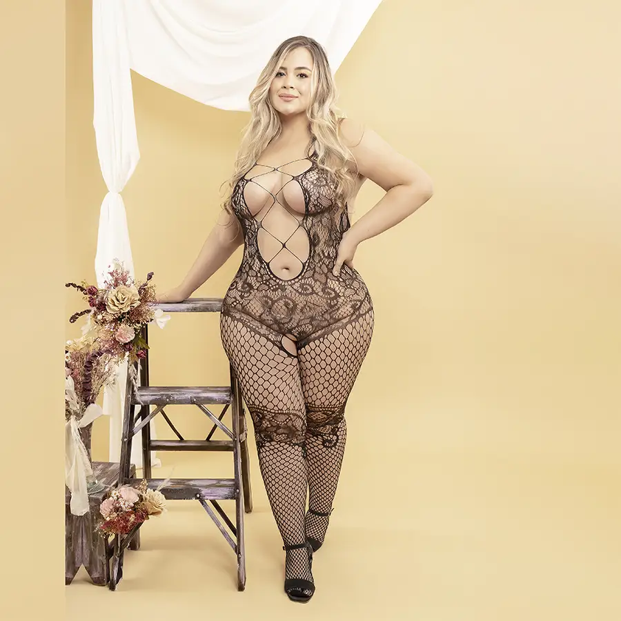 Venus Enterizo De Poliamida Con Encaje Elastano Y Escote by SENSUAL LOVE